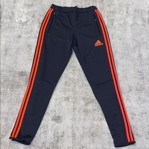 Adidas tiro15